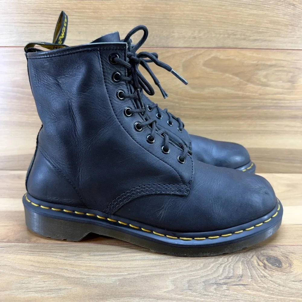 Dr Martens Combat Boots Mens 9 Black Leather Grunge Punk Y2K Lace Up 1460 Casual
